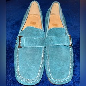 NWOT Teal suede and leather mocassins | size 6